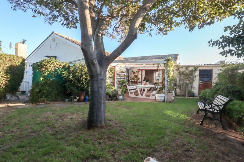 3 Bedroom Property for Sale in Victoria Park Western Cape